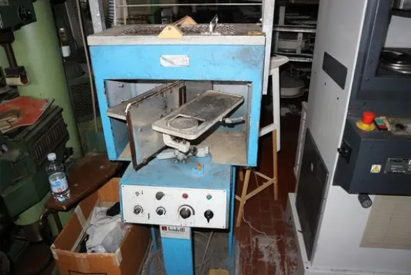 116#2183 Macchine per lavorazione scarpe Amic e Bombelli