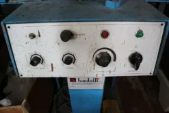 116#2183 Macchine per lavorazione scarpe Amic e Bombelli