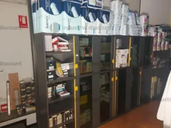 1#8868 Magazzino di articoli medico sanitari