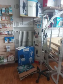 1#8868 Magazzino di articoli medico sanitari
