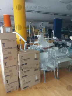 1#8868 Magazzino di articoli medico sanitari