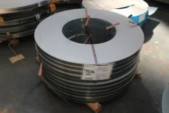 77#7169 Magazzino di ricambi e prodotti finiti