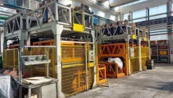 48#7179 Magazzino di stampi e scaffalature