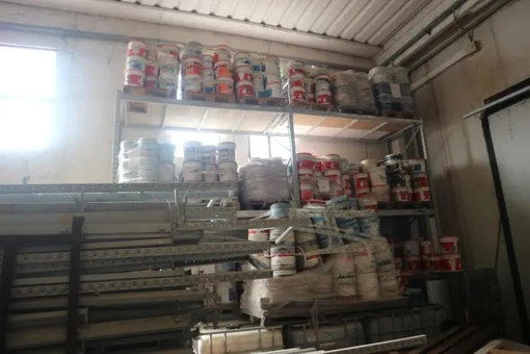 25#5360 Magazzino legname e materiale elettrico