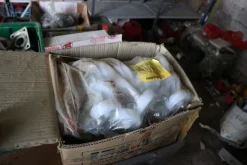 6#5843 Magazzino ricambi e macchinari per impianti di frantoio
