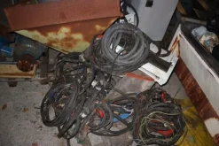 6#5843 Magazzino ricambi e macchinari per impianti di frantoio