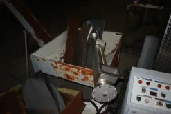 6#5843 Magazzino ricambi e macchinari per impianti di frantoio