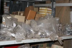 6#5843 Magazzino ricambi e macchinari per impianti di frantoio