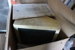 6#5843 Magazzino ricambi e macchinari per impianti di frantoio