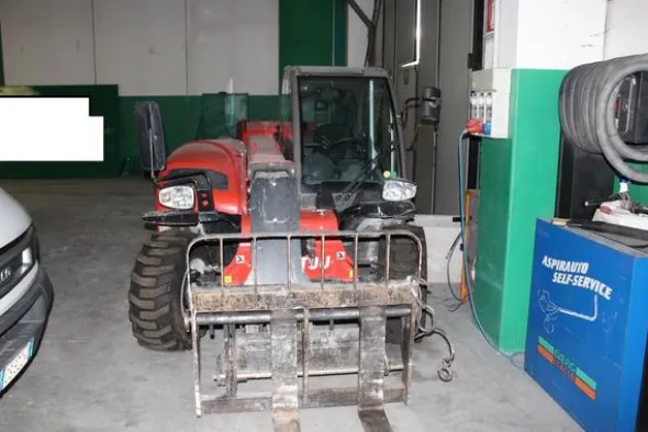25#3918 Manitou sollevatore