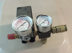 Manometro per compressore