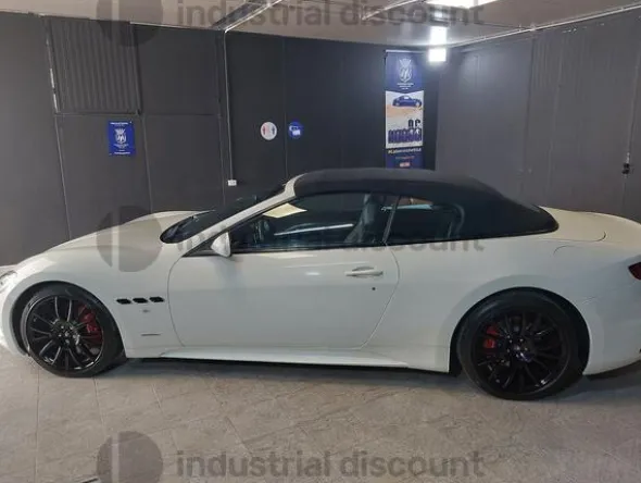 1#8717 Maserati Grancabrio Sport F1