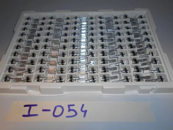 31#7585 Materiale e componentistica elettronica