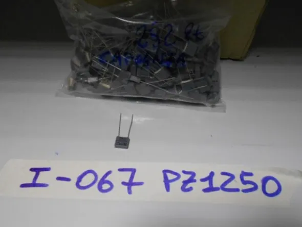 31#7585 Materiale e componentistica elettronica