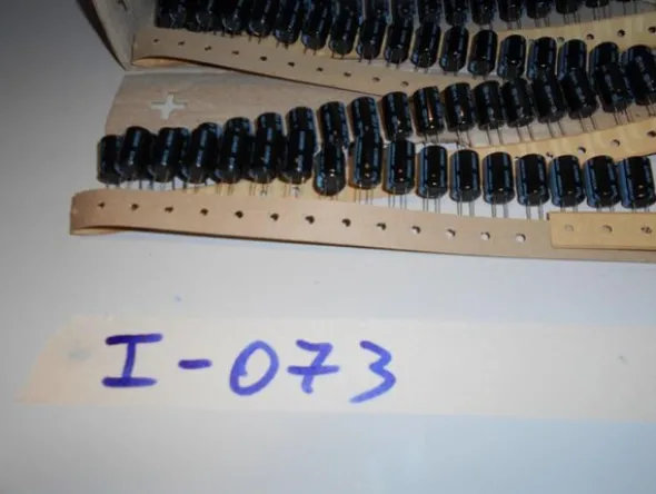 31#7585 Materiale e componentistica elettronica