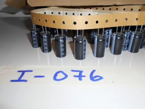 31#7585 Materiale e componentistica elettronica