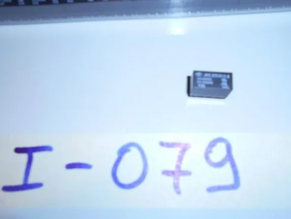 32#7585 Materiale e componentistica elettronica