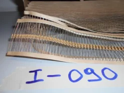 32#7585 Materiale e componentistica elettronica