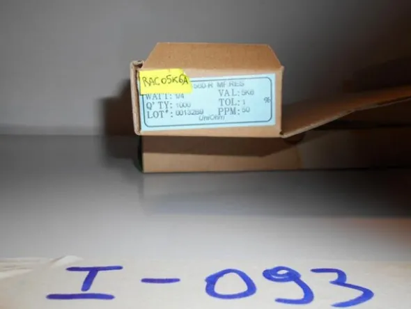 32#7585 Materiale e componentistica elettronica