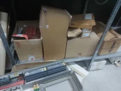 2#8383 Materiale elettrico