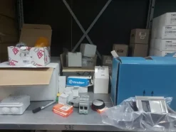 2#8383 Materiale elettrico