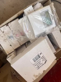 1#7935 Materiale elettrico