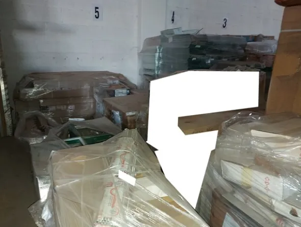 3#7293 Materiale elettrico residenziale e industriale e componenti di illuminazione