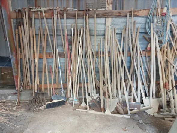 1#7766 Materiali da costruzione e attrezzature da cantiere