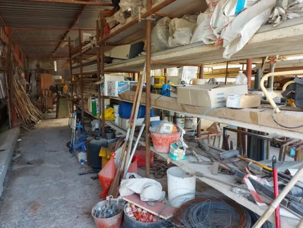 1#7766 Materiali da costruzione e attrezzature da cantiere