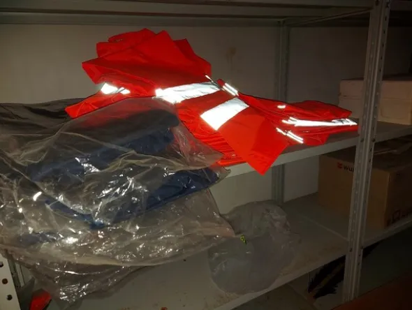 2#7900 Materiali e indumenti da lavoro