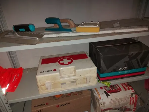 2#7900 Materiali e indumenti da lavoro