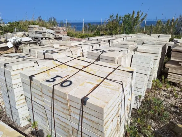 2#8541 Materie prime e prodotti finiti di blocchi di marmo