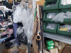 82#8109 Materie prime per il cucito e prodotti finiti