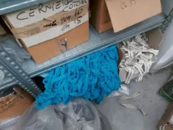 82#8109 Materie prime per il cucito e prodotti finiti