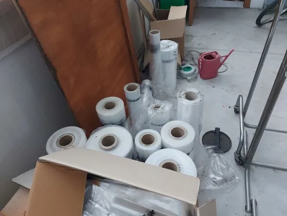82#8109 Materie prime per il cucito e prodotti finiti