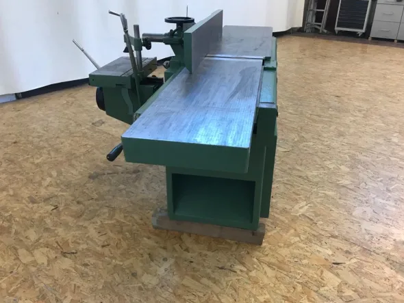 MC1022-1369Pialla a filo con bucatrice Steton