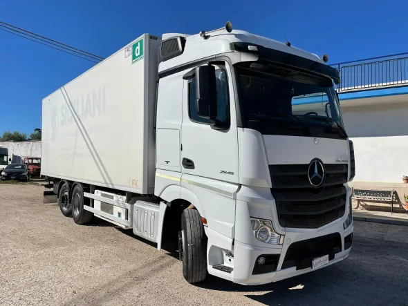 MERCEDES-BENZ ACTROS 25.45 EURO 6 CASSA FRIGO CARNI