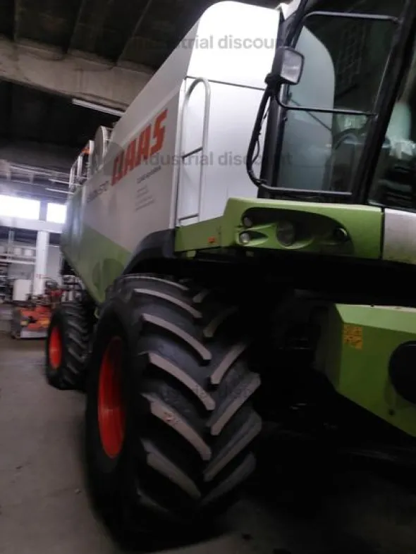 1#9502 Mietitrebbia CLAAS Lexion 570