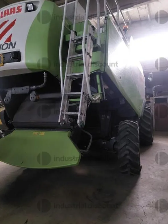 1#9502 Mietitrebbia CLAAS Lexion 570