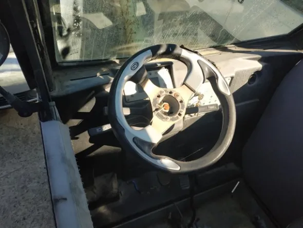 6#5183 Minicar elettrica