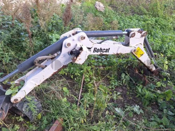 4#8674 Miniescavatore Bobcat