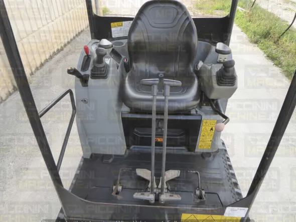 Miniescavatore Bobcat E17Z