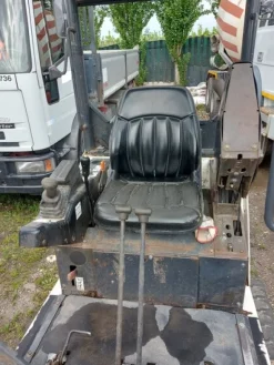 52#7778 Miniescavatore Bobcat 323 J