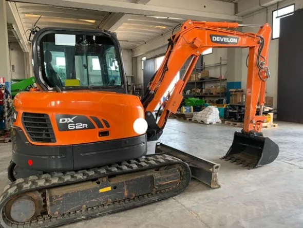 8#8237 Miniescavatore cingolato Doosan