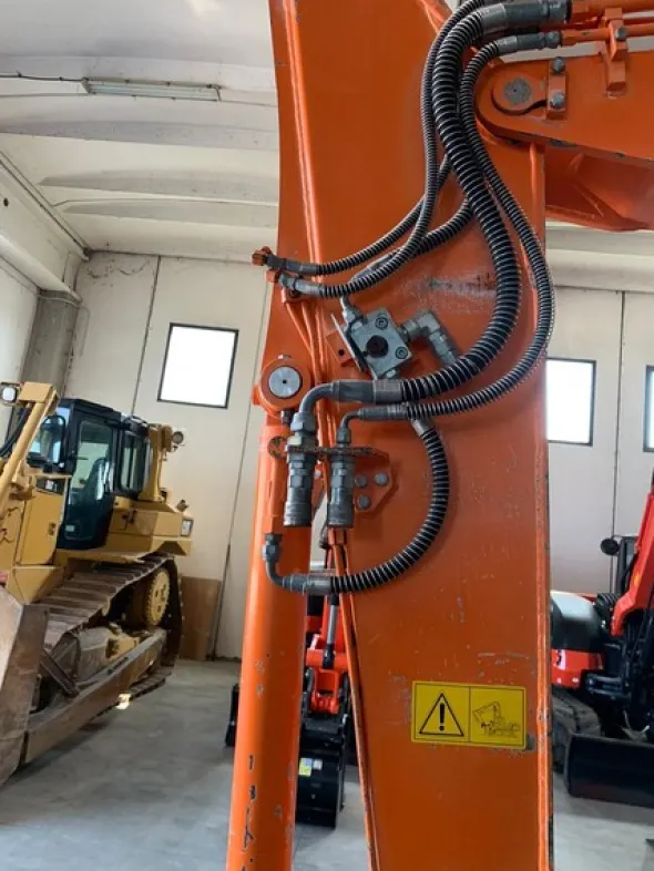 8#8237 Miniescavatore cingolato Doosan