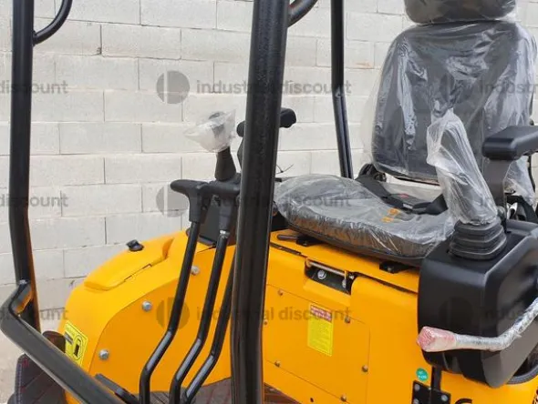 11#9236 Mini escavatore Jpc ht-18 giallo
