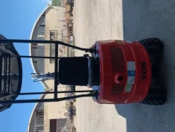 6#7949 Miniescavatore Tos R319