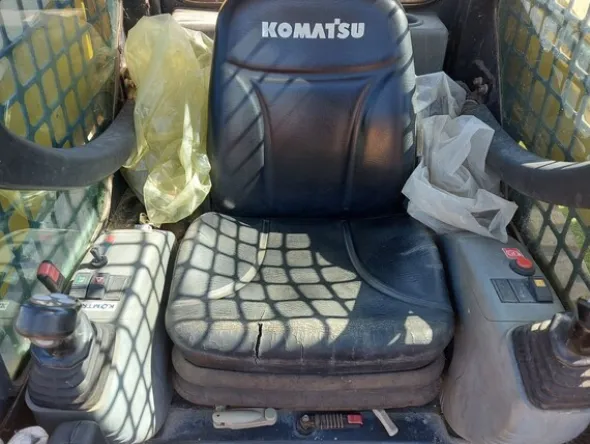 14#6166 Minipala Komatsu CK25