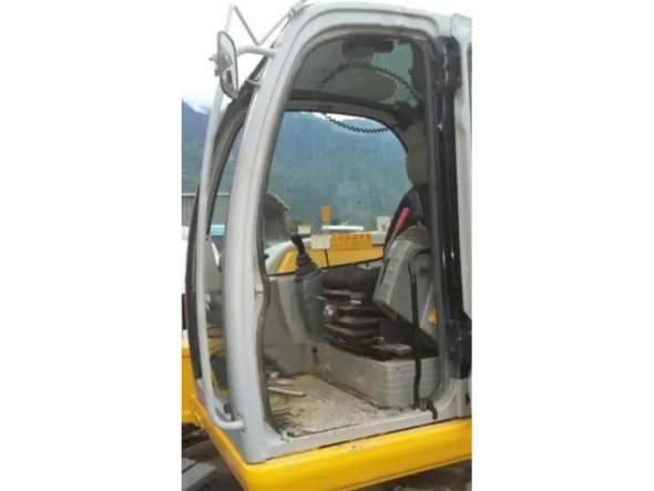 Mini pala New holland