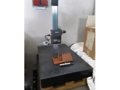 MisuratoreALTIMETROTESA Hite-300 con Piano DIABASE 630x400